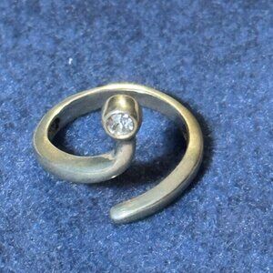 Avon Sterling Silver Crystal Accent Nail Ring NEW! 2001 Vintage stock